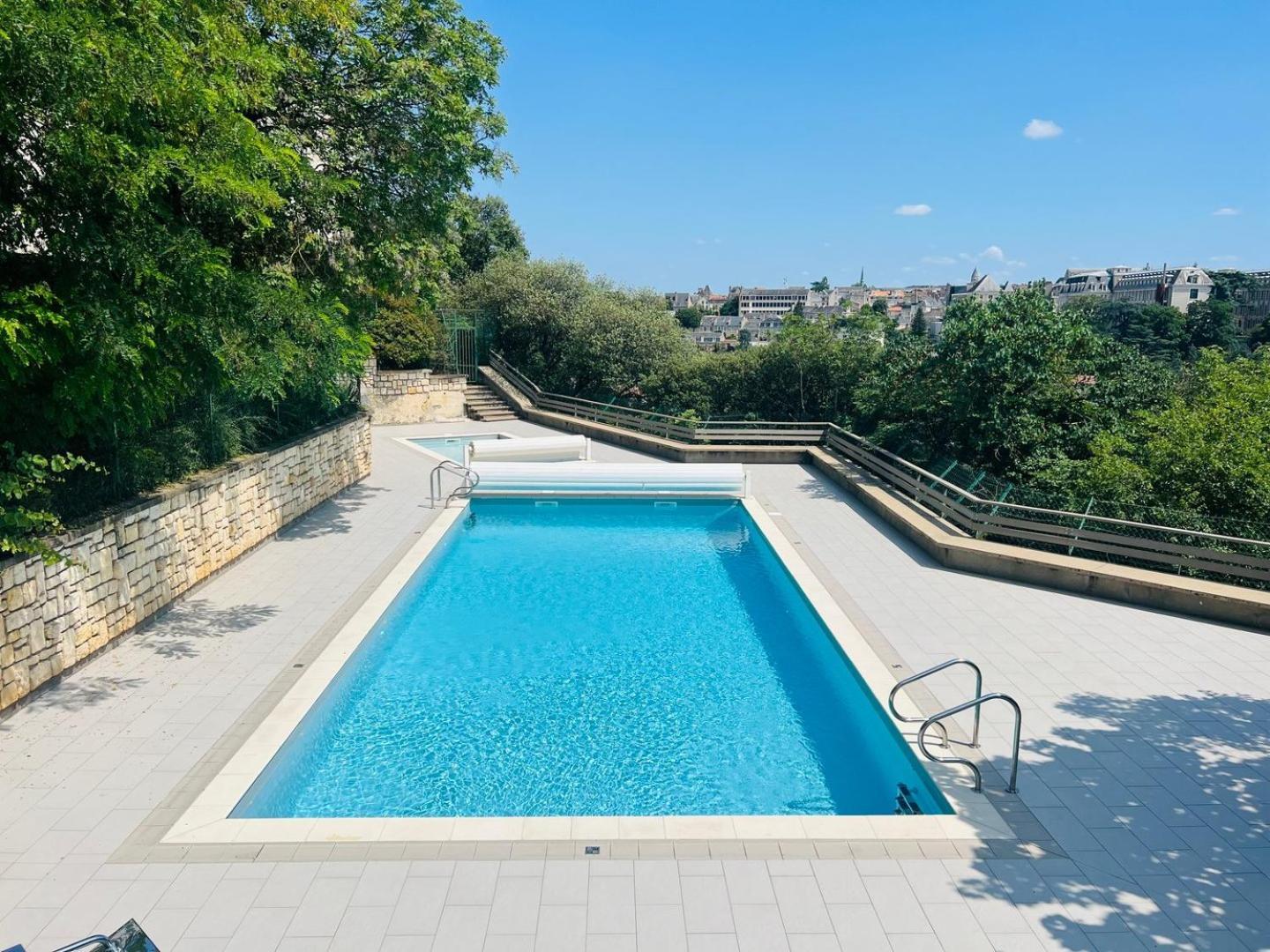 Le Retro - Splendide Appartement Poitiers Extérieur photo
